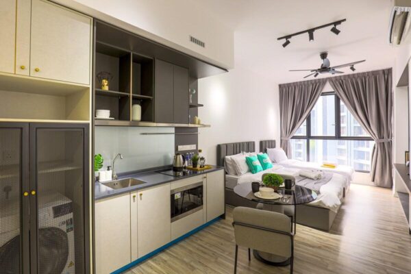 New Suite 2Pax# Midvalley Millerz Square w Netflix