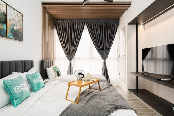 For 2-3 Pax / Family Deluxe Suite Midvalley PJ OUG