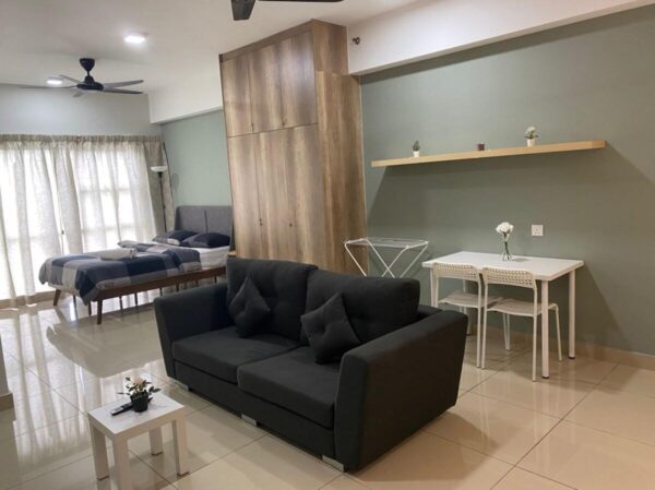 HA1212 | Cyberjaya-Sanitised-Netflix-Wifi-Parking